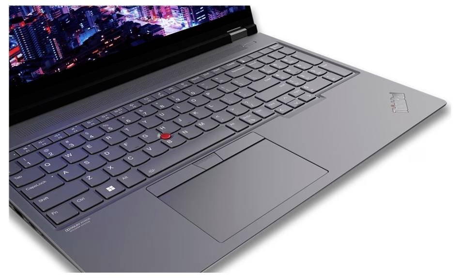 Nahaufnahme eines Lenovo ThinkPad-Laptops, die die Tastatur, das Trackpad und das ThinkPad-Logo auf der Handballenauflage zeigt.