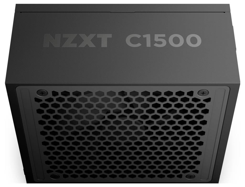 Ein schwarzes NZXT C1500 Netzteil mit sechseckigem Lüftungsgitter auf der Oberseite, entworfen zur Kühlung und effizienten Stromverteilung in Computern.