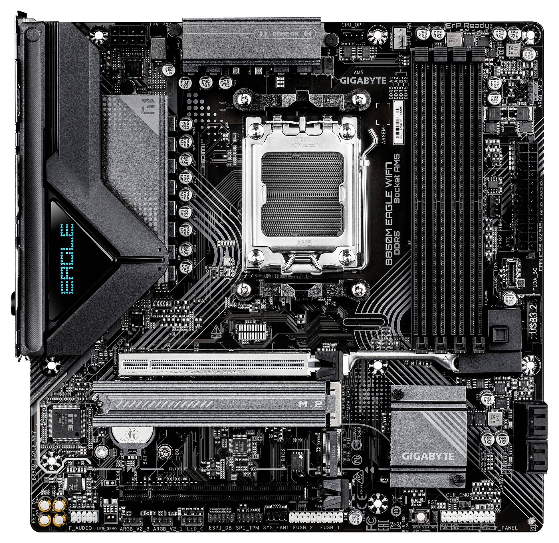 Ein schwarzes Motherboard für die PC-Montage mit mehreren Anschlüssen, Steckplätzen für RAM und CPU sowie mit den Bezeichnungen „GIGABYTE