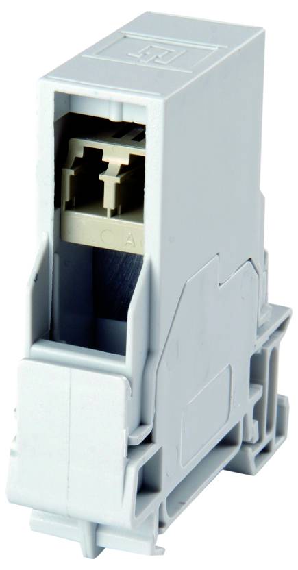 Hellgrauer modularer Ethernet-/Telekommutatorbuchse, in Nahaufnahme vor weißem Hintergrund gezeigt.