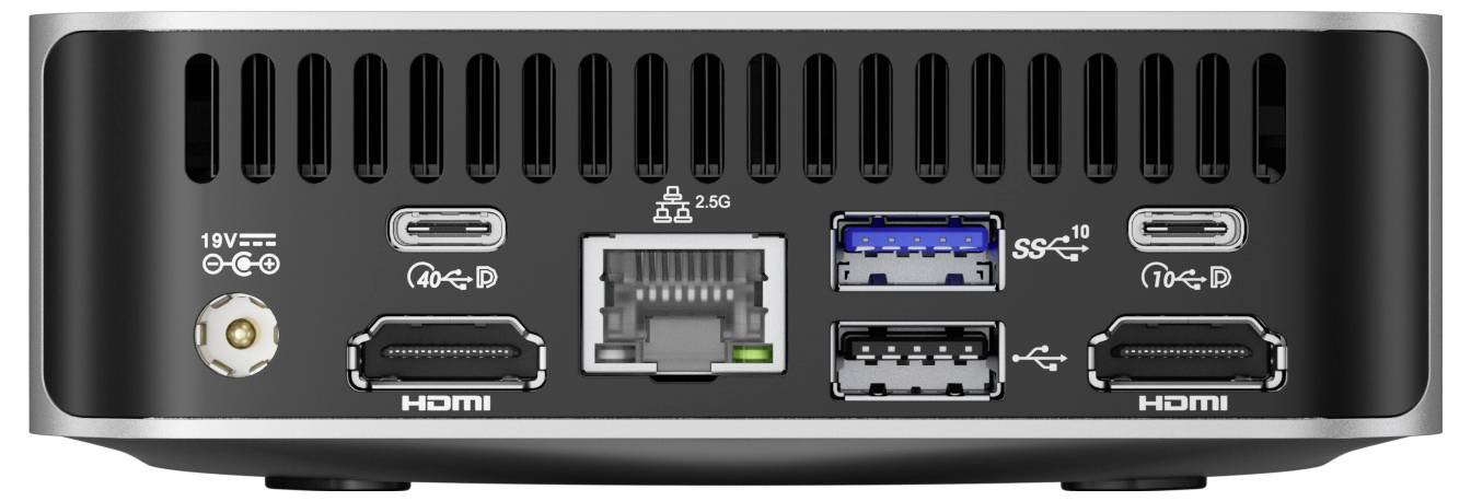 Rotes Ethernet-Netzwerkkabel mit RJ45-Steckern an beiden Enden, aufgerollt auf weißem Hintergrund.