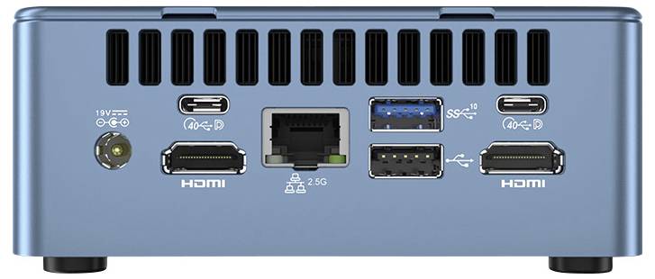 Rückseite eines blauen Mini-PCs mit mehreren Anschlüssen: Stromversorgung, USB-C, HDMI, Ethernet, zwei USB-A und ein USB-C-Anschluss.