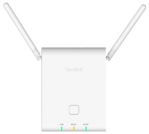 Ein weißer kabelloses Router mit zwei Antennen. Drei Anzeigeleuchten mit den Beschriftungen: „LAN