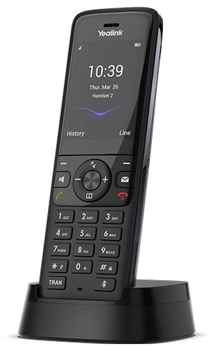 Ein schwarzes schnurloses Telefon mit digitaler Anzeige, die die Uhrzeit „10:39
