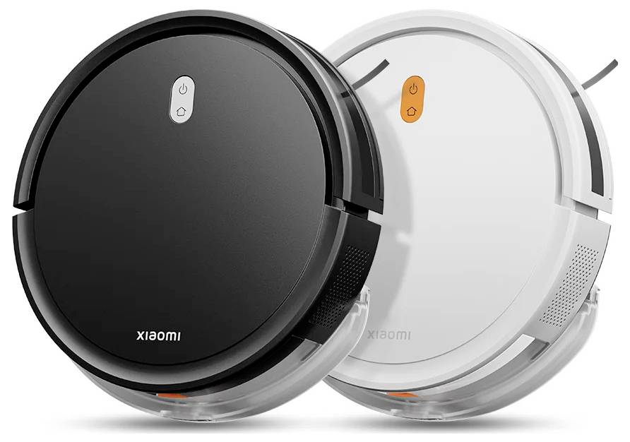 Zwei runde Roboterstaubsauger, einer schwarz und einer weiß, mit dem Markennamen „Xiaomi