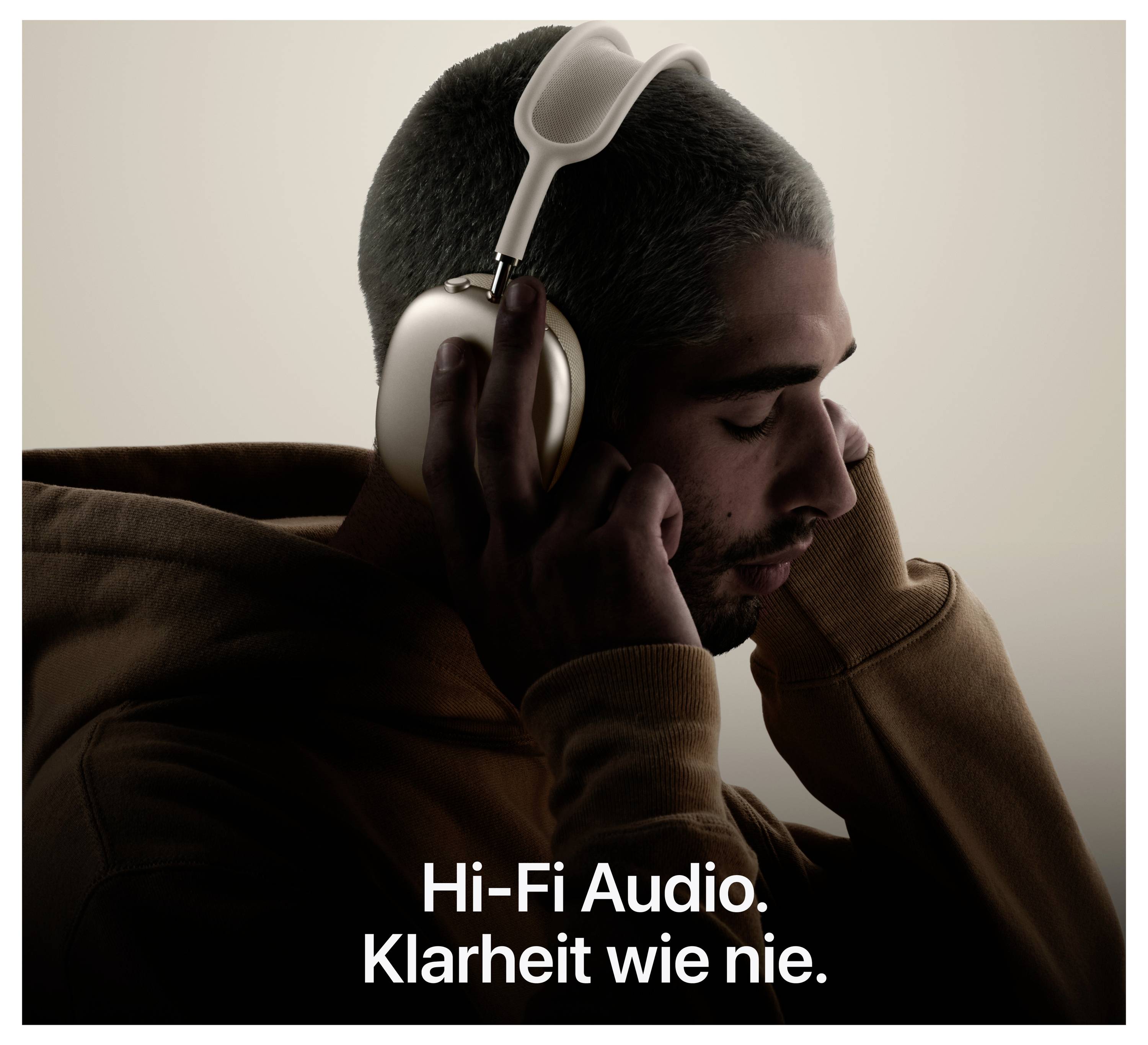 Ein Metalldrucksensor mit angeschlossenem Kabel, das eine Beschriftung, CE-Kennzeichnung und Spezifikationen für industrielle Anwendungen zeigt.