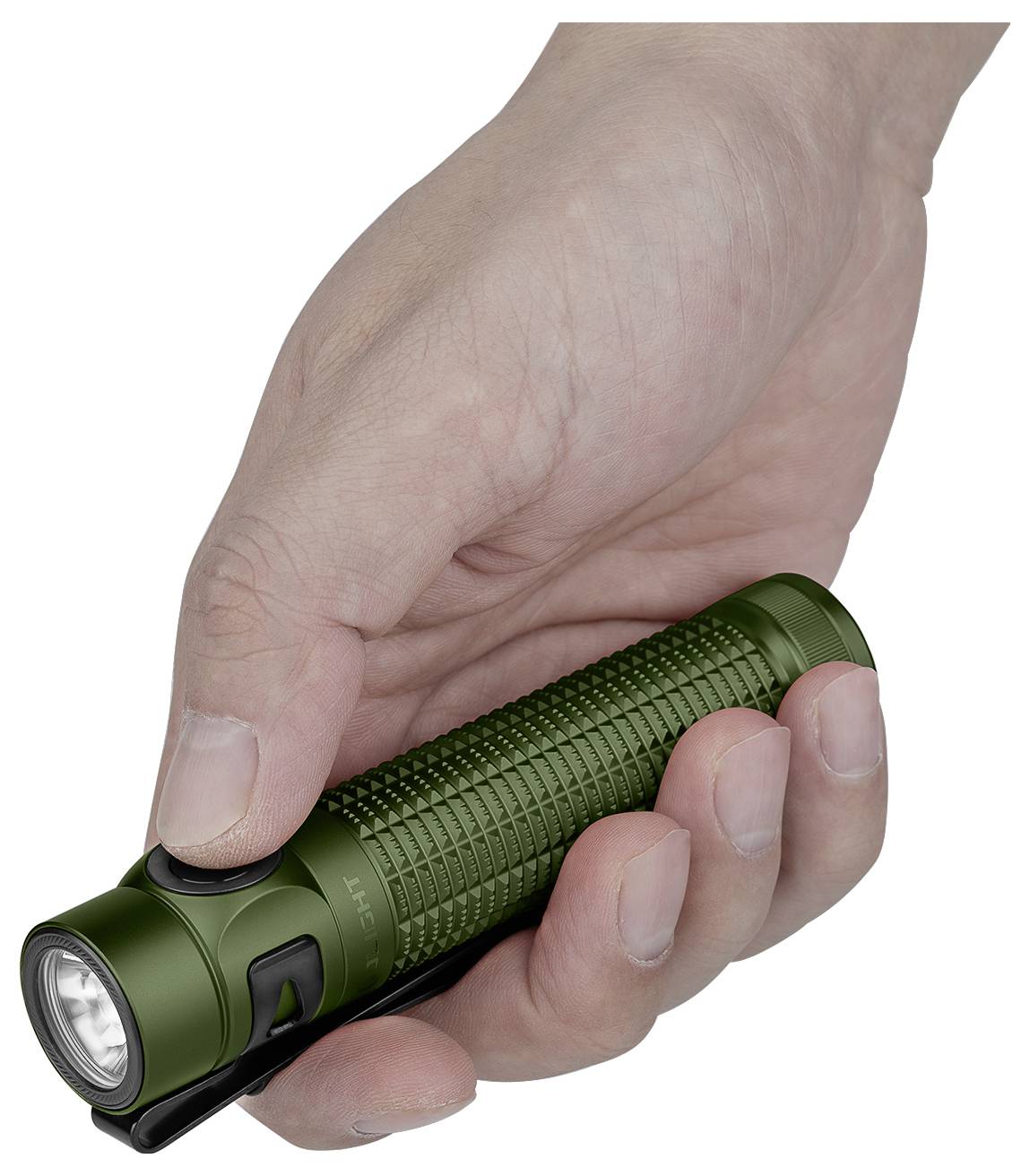 Eine Hand, die eine grüne LED-Taschenlampe hält, mit strukturiertem Griff und Ein-/Ausschalter in der Nähe des Daumens.