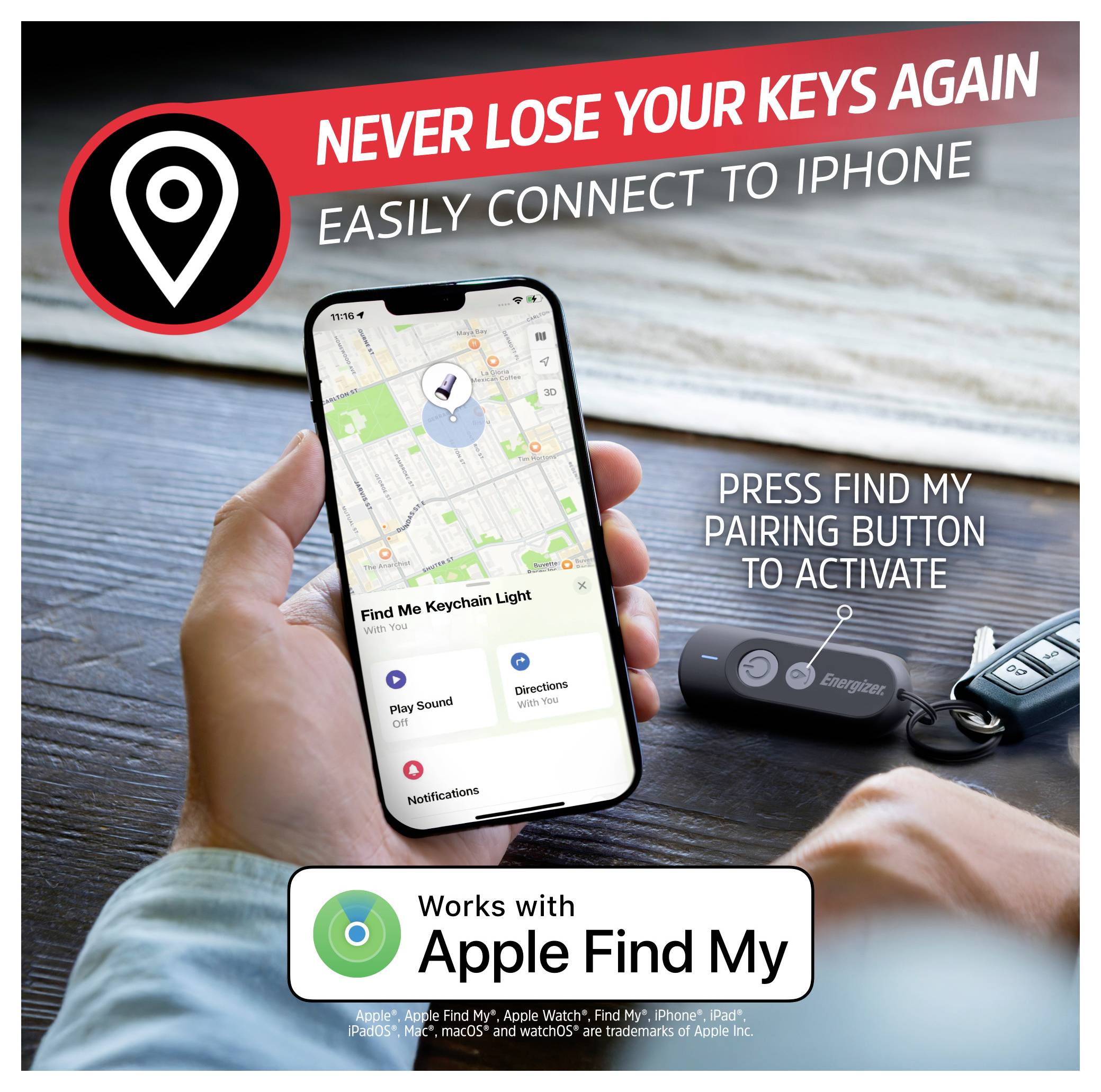 Eine Hand, die ein Smartphone hält, auf dem eine Standortkarte angezeigt wird. Der Text lautet: „Verliere deine Schlüssel nie wieder. Verbinde dich einfach mit dem iPhone.