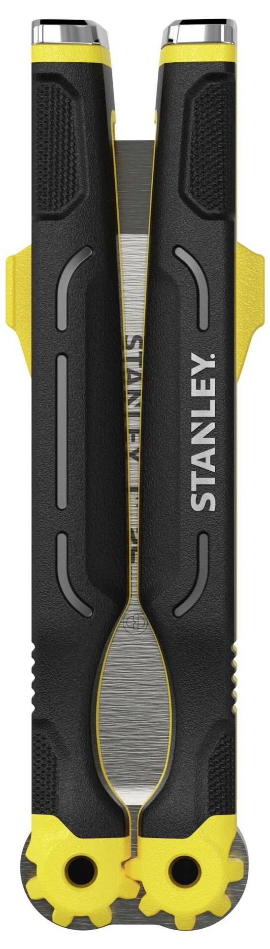 Eine Person, die einen Knopf auf einem tragbaren Entfernungsmessgerät drückt.