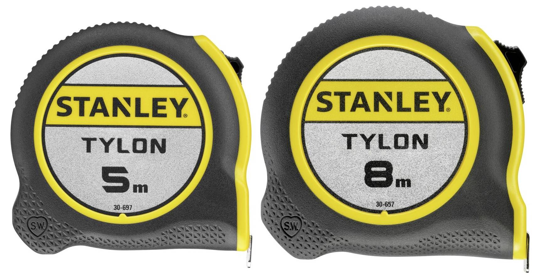 Ein Satz von Ringmaulschlüsseln, nach Größe sortiert in einem schwarzen Tablett, im Bereich von 8 bis 19 mm, angeordnet vom kleinsten zum größten.