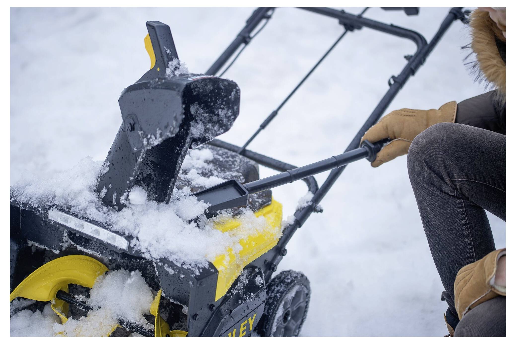 STANLEY SCSNP460R2-QW Schneefräse Akku