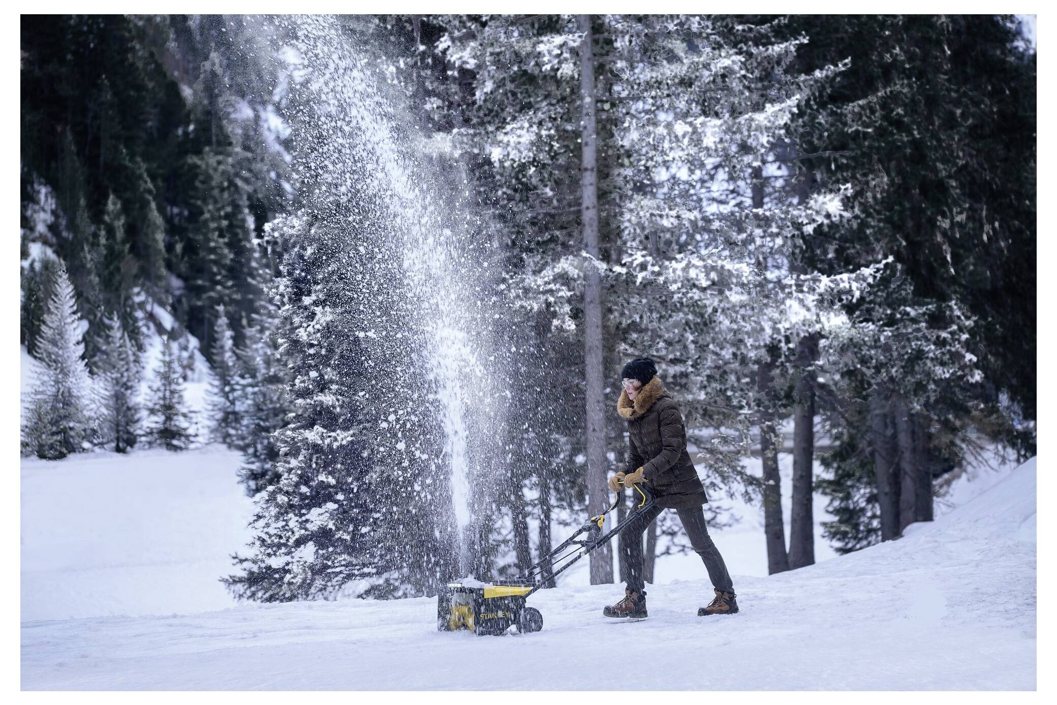 STANLEY SCSNP460R2-QW Schneefräse Akku