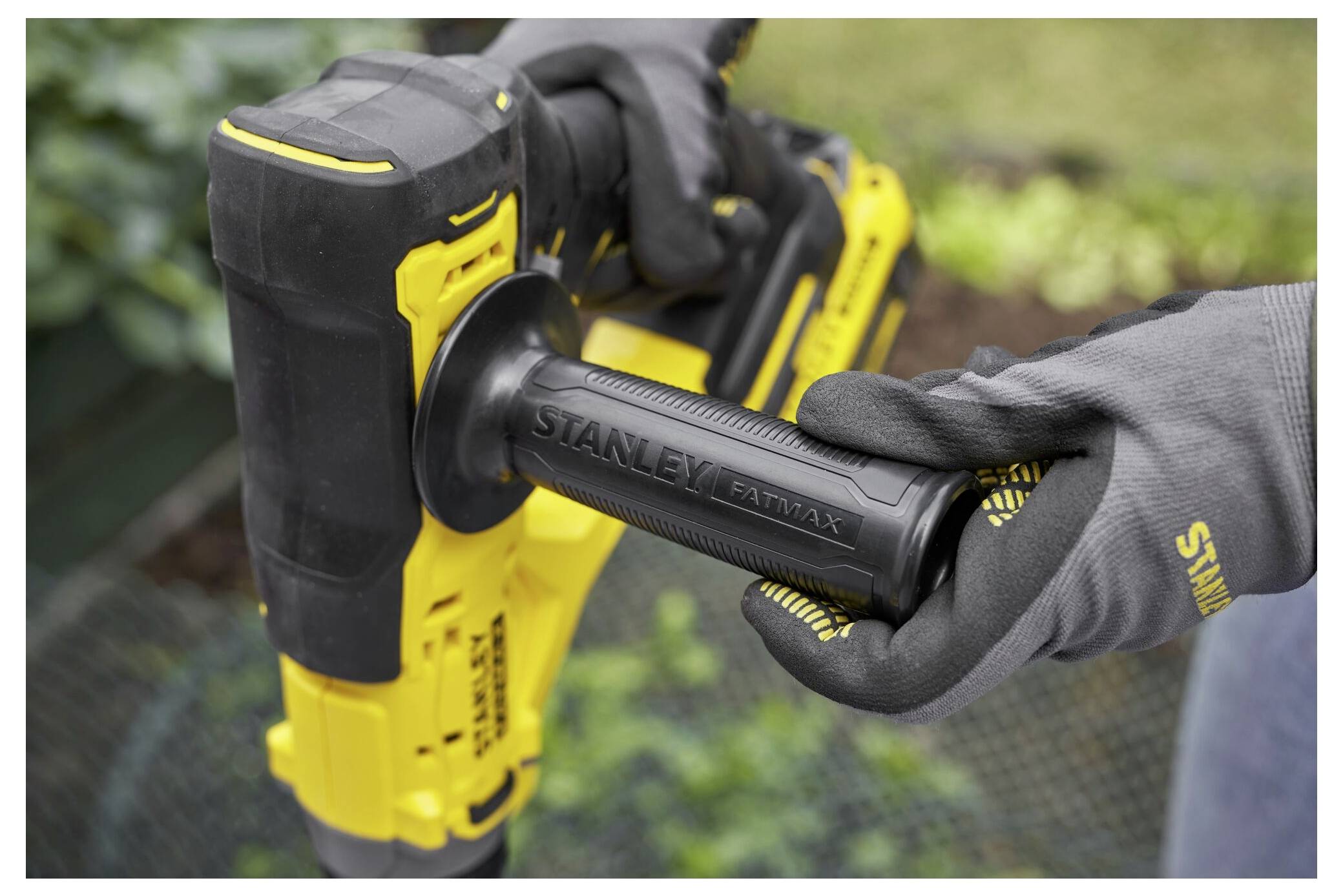 STANLEY V 20 SFMCGA75M1-QW Akku-Bohrschrauber 18V Li-Ion inkl. Akku, inkl. Ladegerät