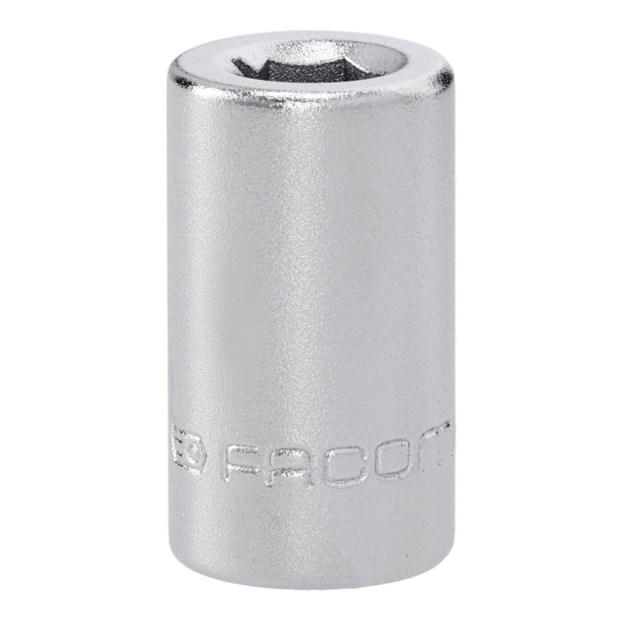 Ein verchromtes, zylindrisches Steckwerkzeug mit der Gravur „Facom