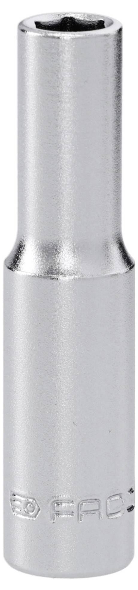 Eine silberfarbene Sechskantbuchse mit eingraviertem Text auf der Unterseite.