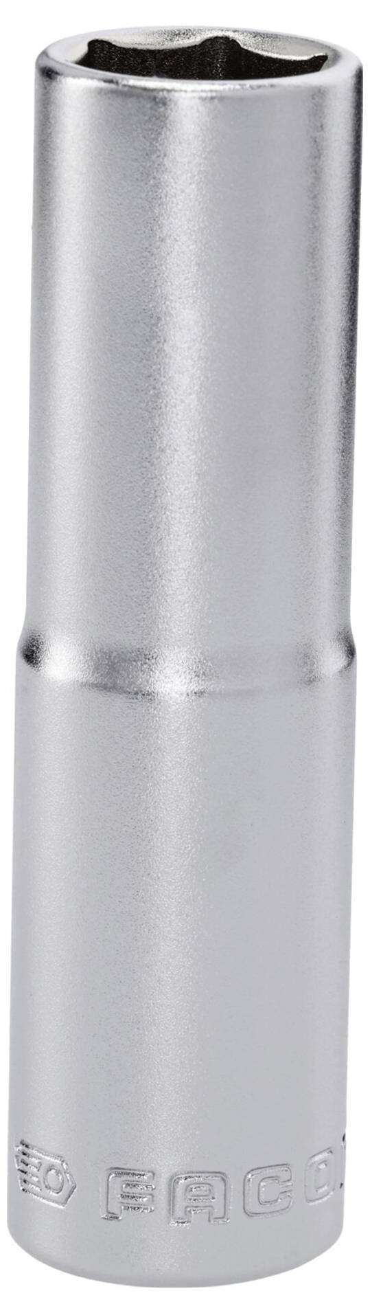 Ein silberner zylindrischer Stecknuss-Schraubenschlüsselteil mit sechseckiger Öffnung und eingraviertem Text rund um die Basis.