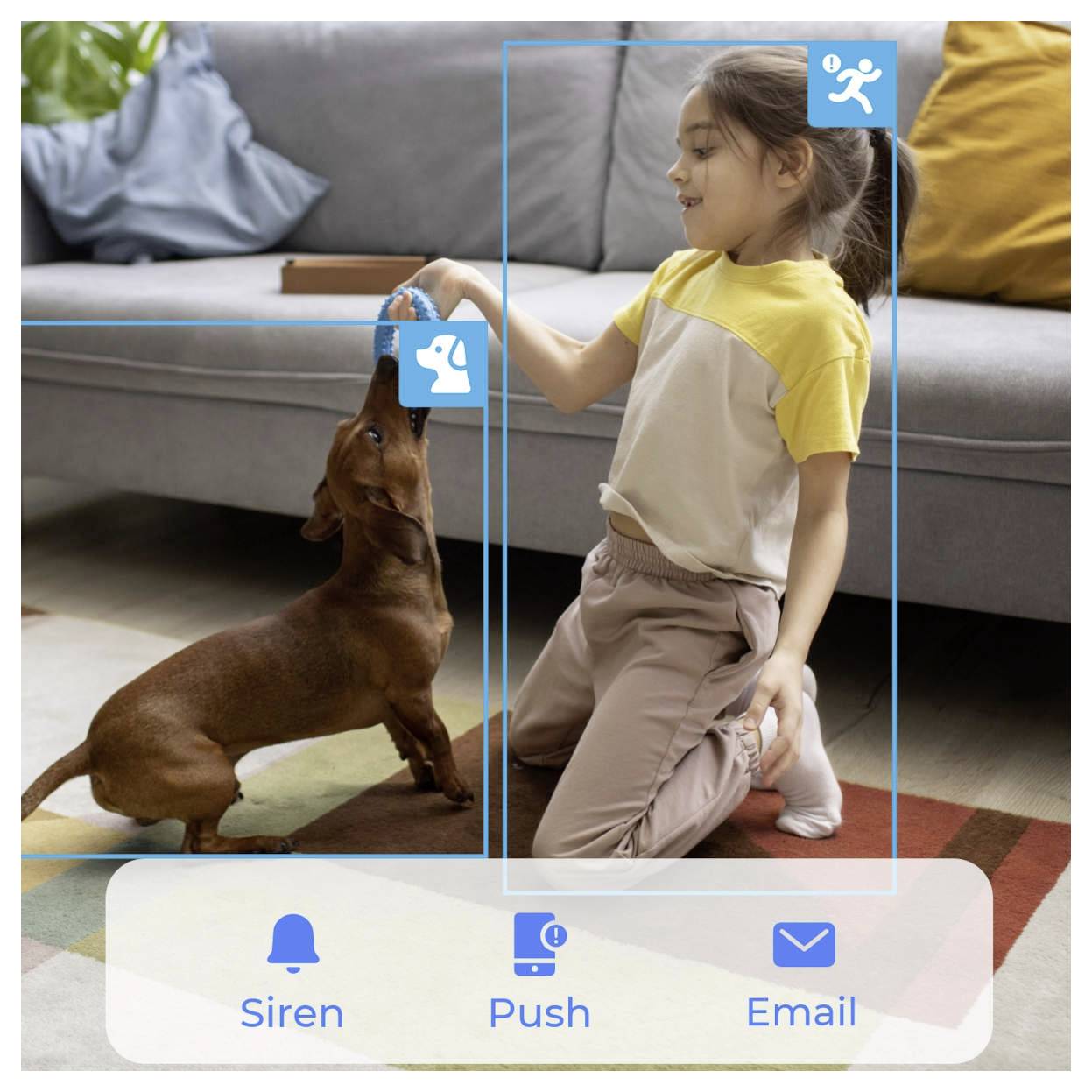 Ein Kind in einem gelben Hemd spielt Tauziehen mit einem braunen Hund in einem Innenraum, während darunter App-Symbole für „Siren
