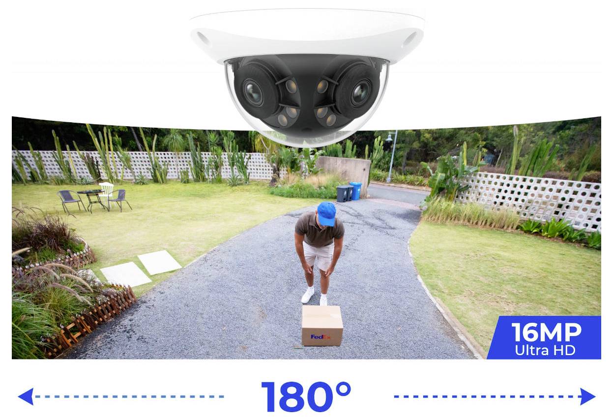 Eine weiße Überwachungskamera mit mehreren Objektiven erfasst eine Person, die ein Paket auf einer Einfahrt abliefert. Das Bild zeigt 180-Grad-Abdeckung und 16MP Ultra HD-Qualität.