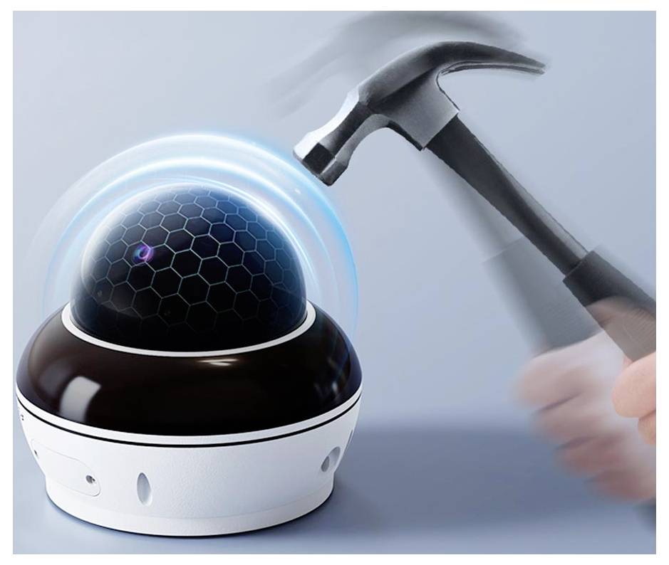 „Ein Vergleich von Handyhüllen mit einem Bild eines glücklichen Hundes. Die Hülle ‚LOKLIK' bietet lebendige Kantenfarben; die andere Hülle hat matte, nicht übereinstimmende Kanten.