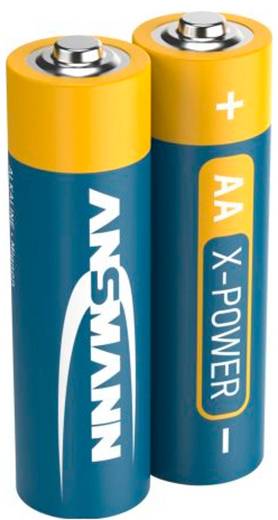 Zwei AA X-Power Batterien, blau und gelb mit sichtbaren Pluspolen und Beschriftungen „AA