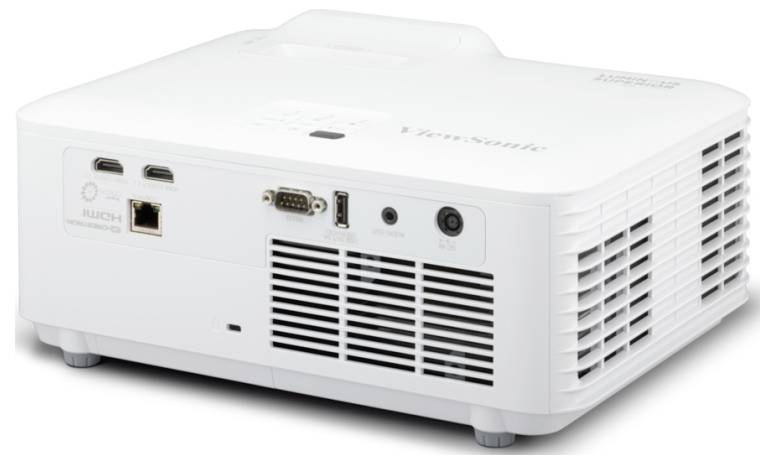 Ein weißer, rechteckiger Projektor mit mehreren Anschlüssen, einschließlich HDMI, USB und Ethernet an der Seite, entworfen für Videopräsentationen.