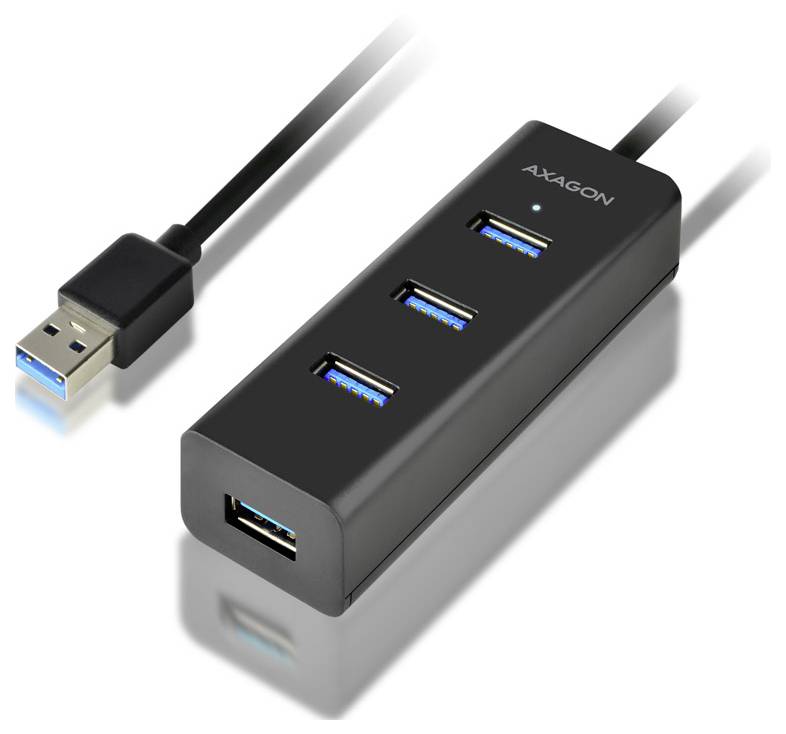 Schwarzer AXAGON USB-Hub mit drei USB-Anschlüssen oben und einem Anschluss vorne, gezeigt mit angeschlossenem USB-Kabel.