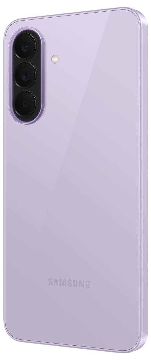 Rückseite eines lavendelfarbenen Samsung-Smartphones mit dreifachem vertikalem Kameramodul und Blitz oben links.