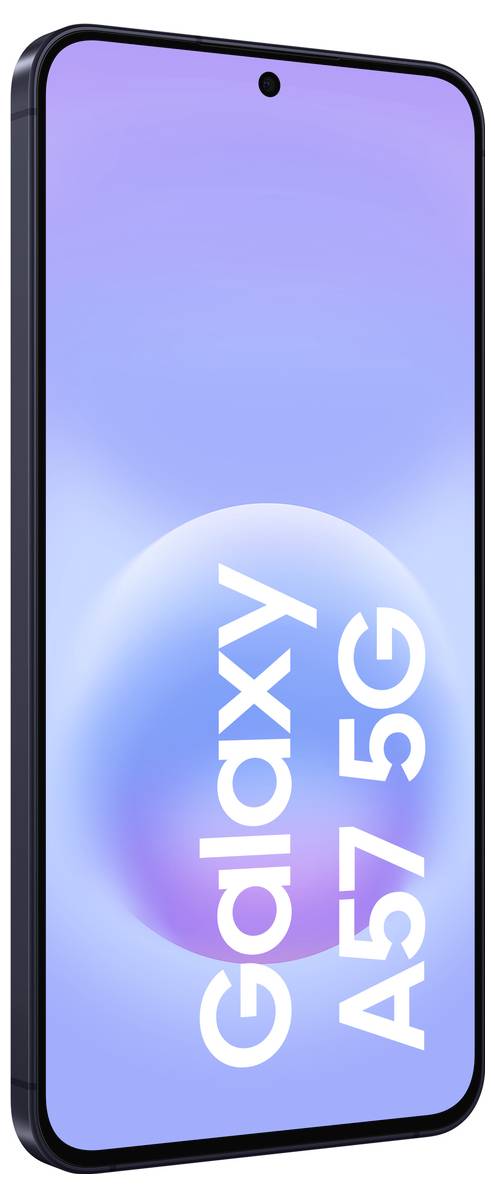 Ein Samsung Galaxy A57 5G-Smartphone in einer Schrägansicht mit blauem-violettem Bildschirm und zentriertem Frontkamera-Ausschnitt.