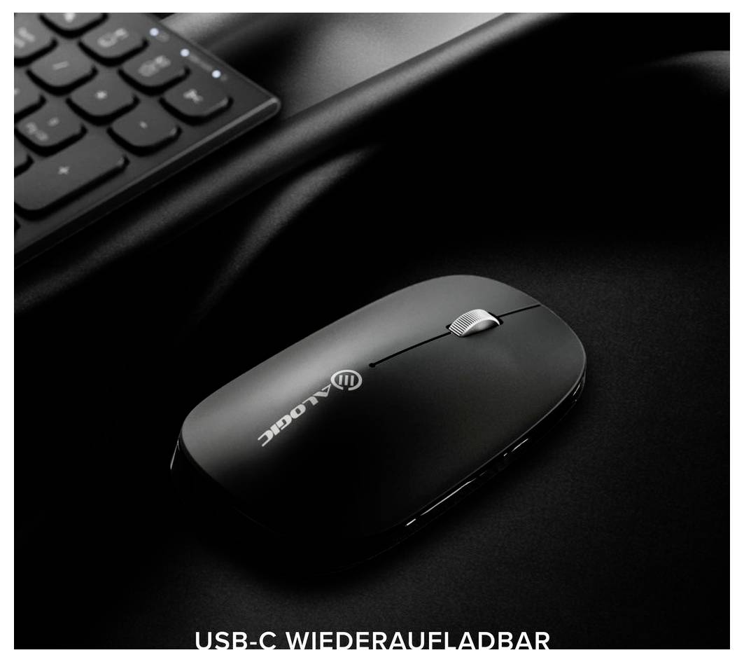 Schwarze kabellose Maus auf einem dunklen Schreibtisch neben einer Tastatur, mit dem Text „USB-C WIEDERAUFLADBAR