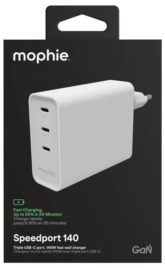 Dünner schwarzer Laptop, der im Profil offen gezeigt wird und das schlanke Design sowie die Anschlüsse auf der linken Seite auf weißem Hintergrund hervorhebt.