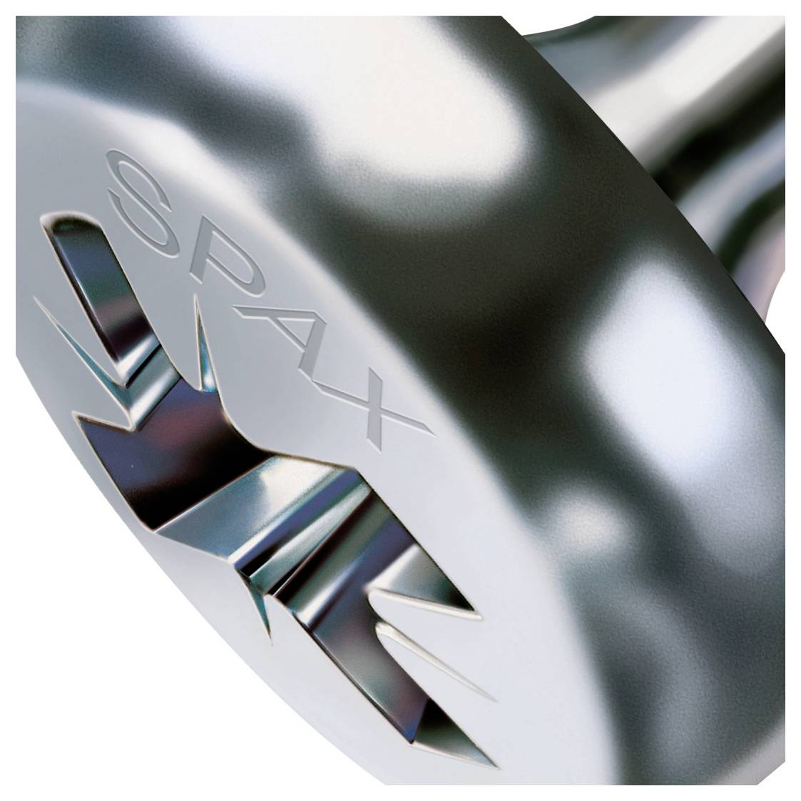 Nahaufnahme eines silbernen SpaceX-Emblems mit einem stilisierten X-Ausschnitt auf einer metallischen Oberfläche.
