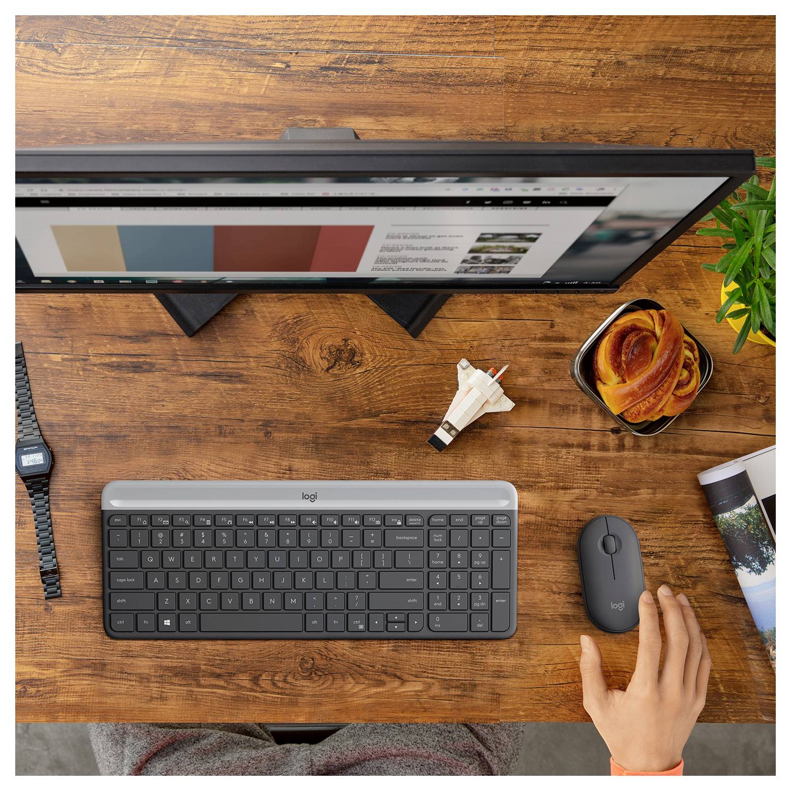 Logitech Slim Combo M Kabellos Tastatur, Maus-Set Belgisch, AZERTY Graphit