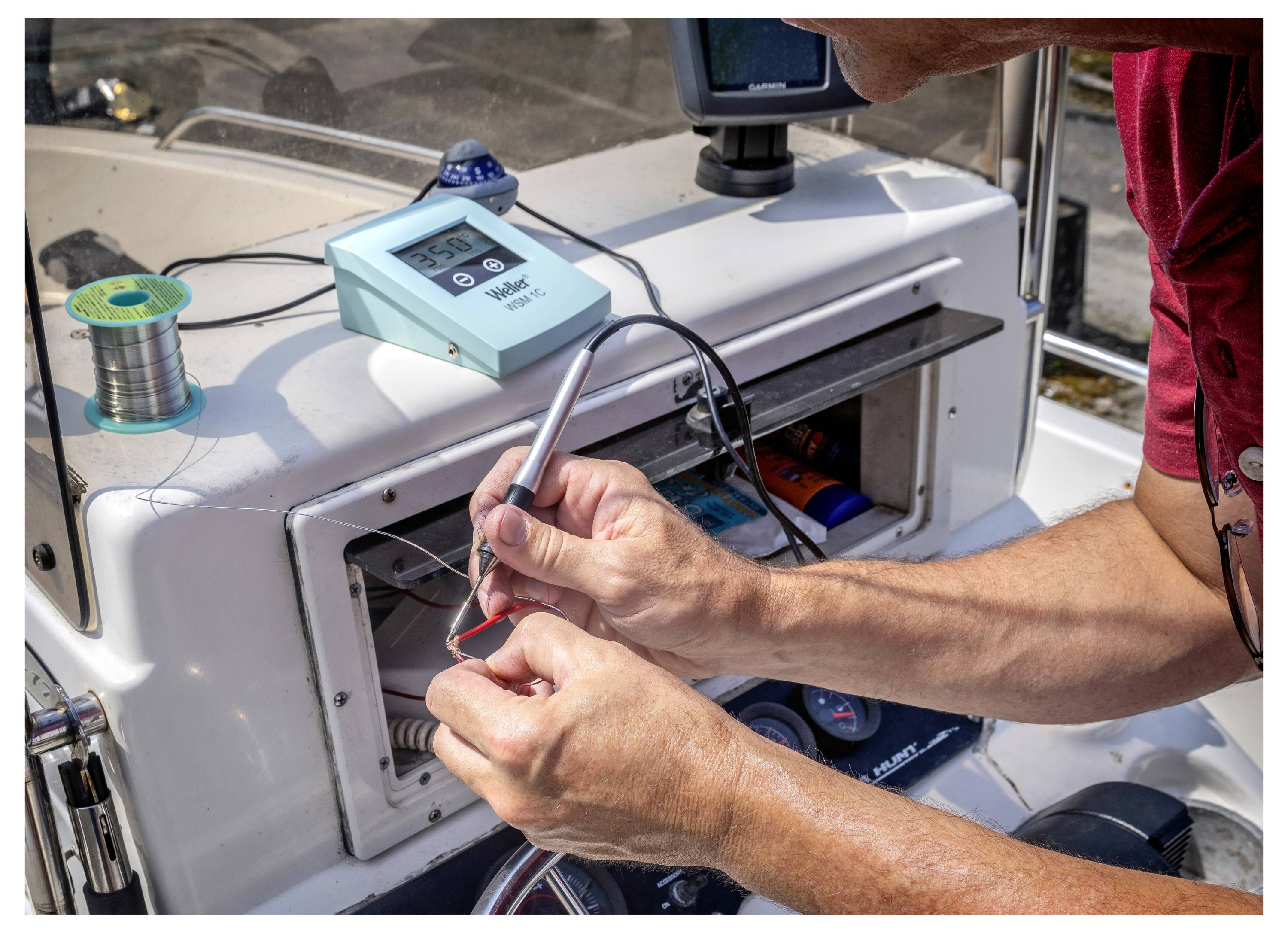 Weller WSM1C KIT F/G 230V Lötstation Set digital 50W 100 - 400°C Akkubetrieben, inkl. Ablage, inkl. Entlötpumpe, inkl. Lötspitze