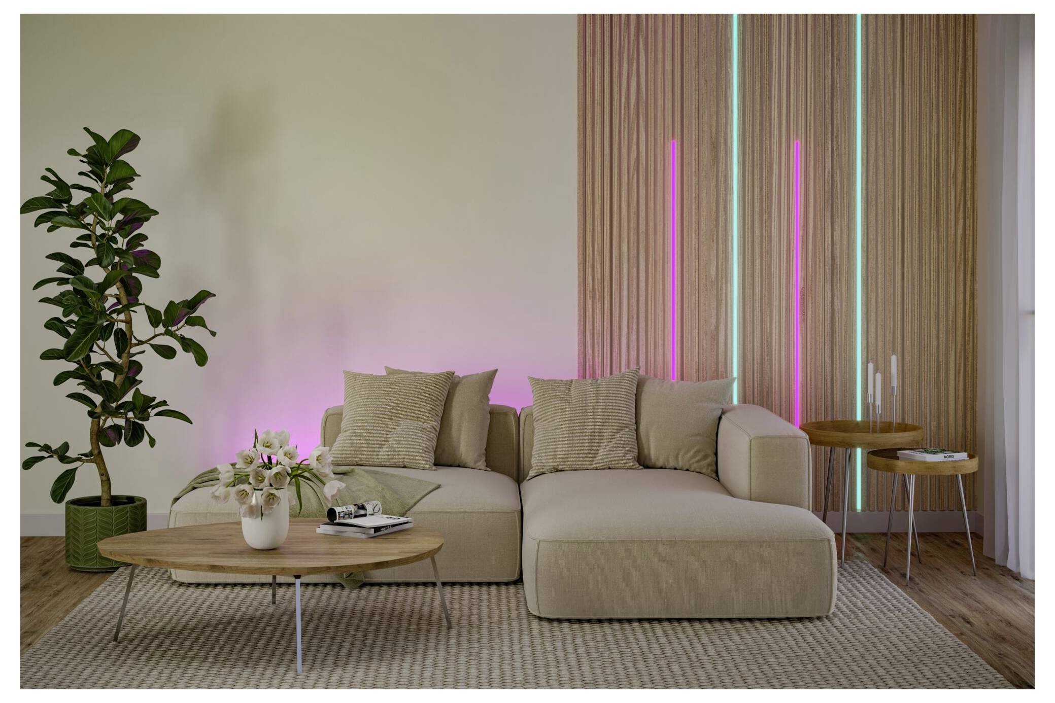 Modernes Wohnzimmer mit beigem Ecksofa, rundem Couchtisch, Pflanze und rosa und petrol farbenen vertikalen Akzentleuchten an einer Holzlattenwand.