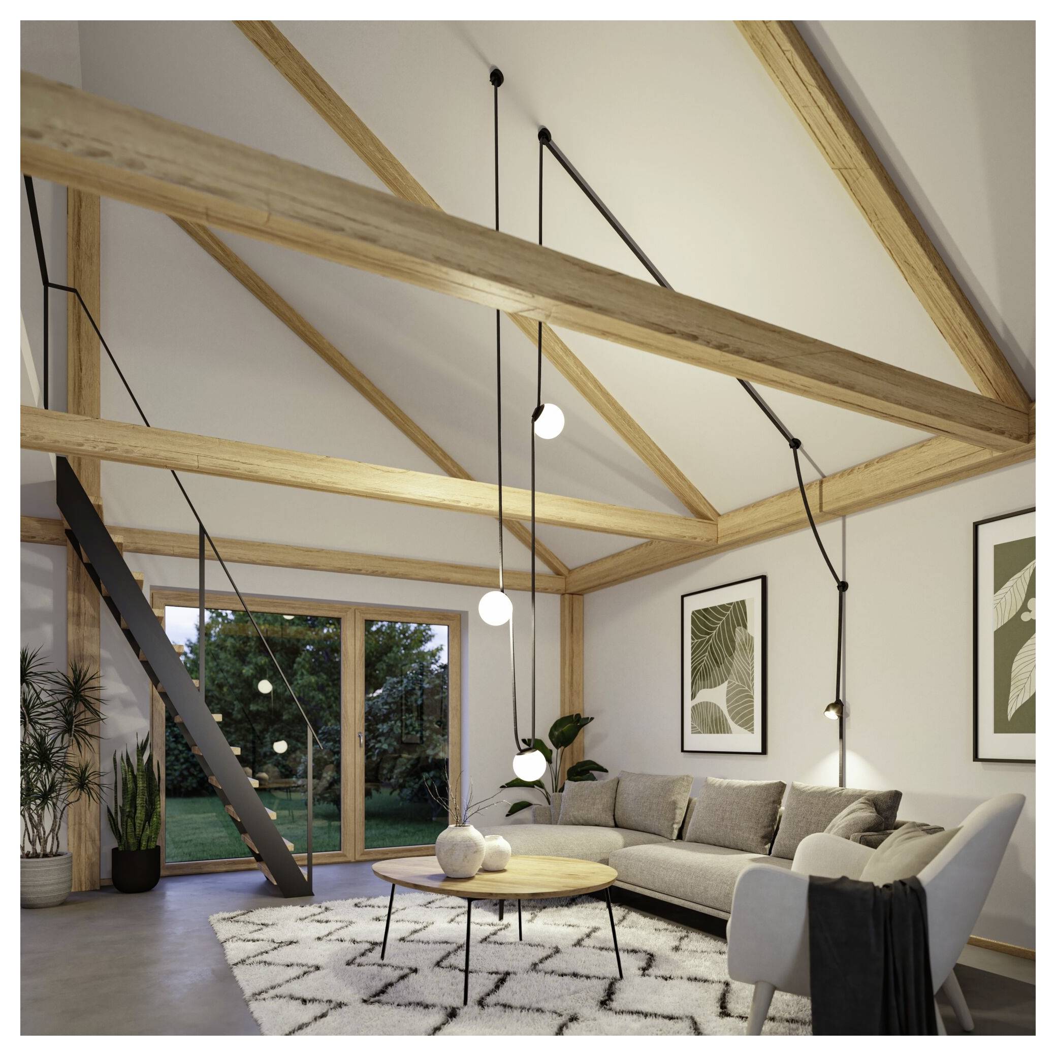 Modernes Wohnzimmer mit freiliegenden Holzbalken, hängenden Pendelleuchten, großen Fenstern, beigem Sofa, Couchtisch und gemustertem Teppich.