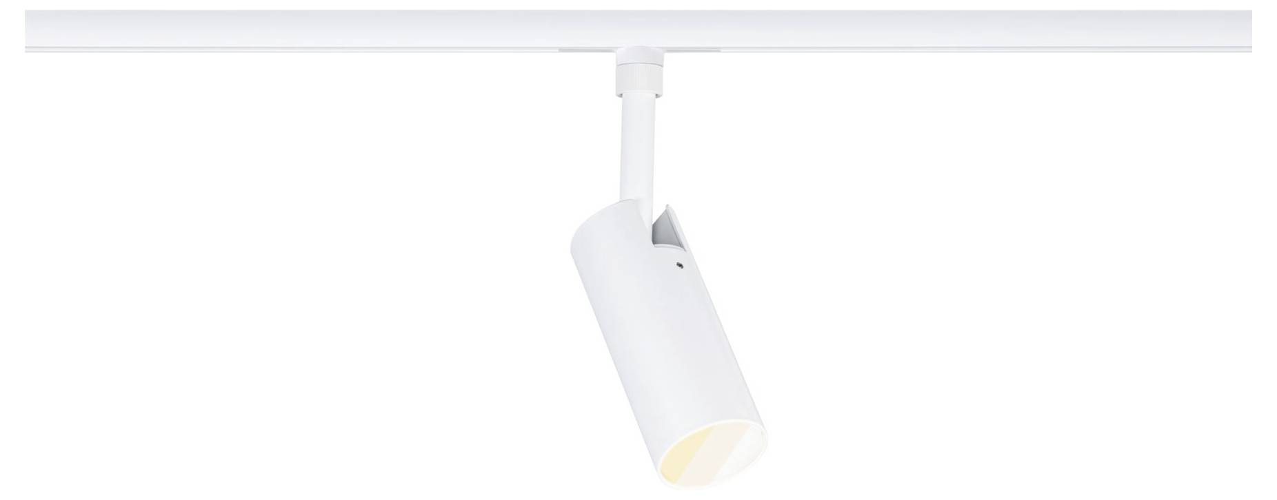 Weiße auf Schiene montierte Spotlightleuchte, die nach unten abgewinkelt ist, auf einer Deckenleiste, vor einem einfachen weißen Hintergrund gezeigt.