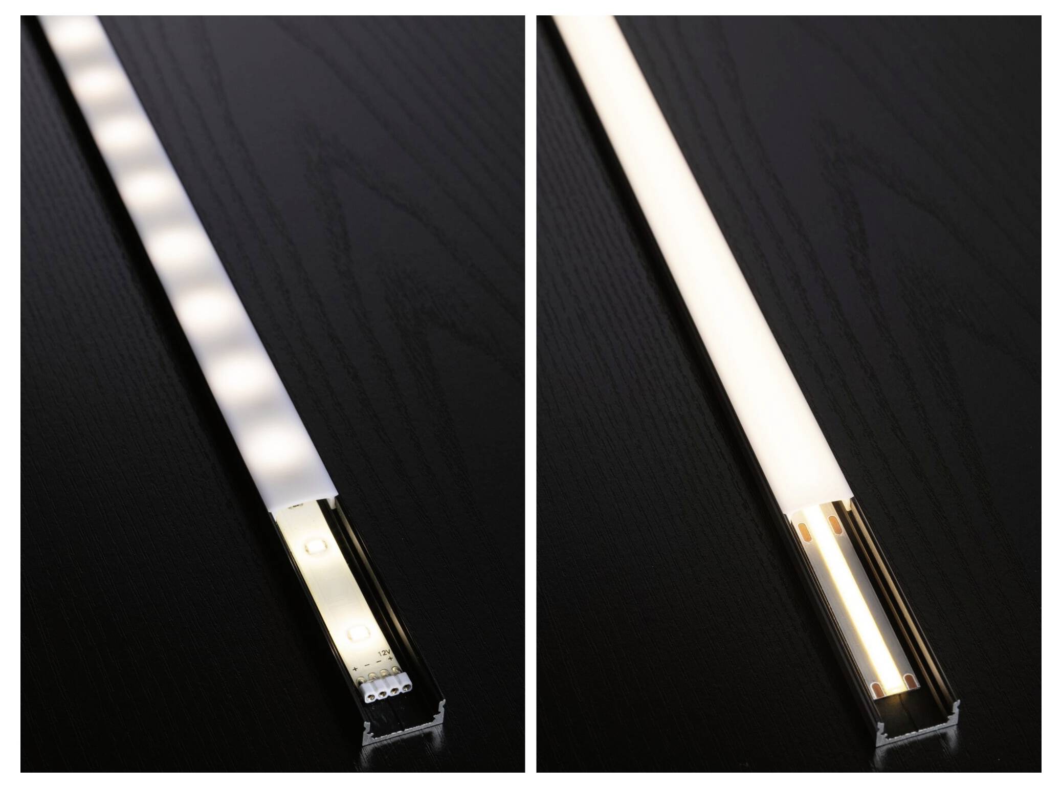 Nebeneinander angeordnete Fotos eines schlanken LED-Lichtstreifens, auf der linken Seite ausgeschaltet und auf der rechten Seite in warmem Weiß leuchtend, die die Leuchte vor und nach dem Einschalten zeigen.