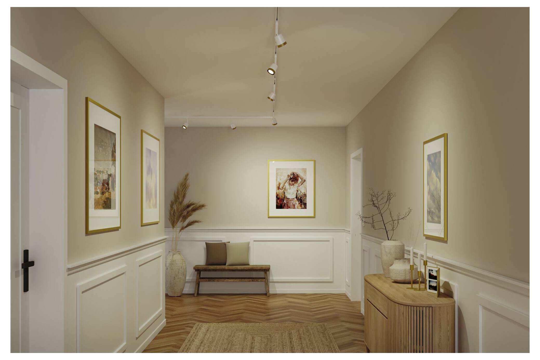 Ein sanft beleuchteter Flur mit beigen Wänden, Kunstwerken in Rahmen, einer Bank, einem hölzernen Sideboard, einer Vase und einem Fischgrätenmuster-Holzboden.