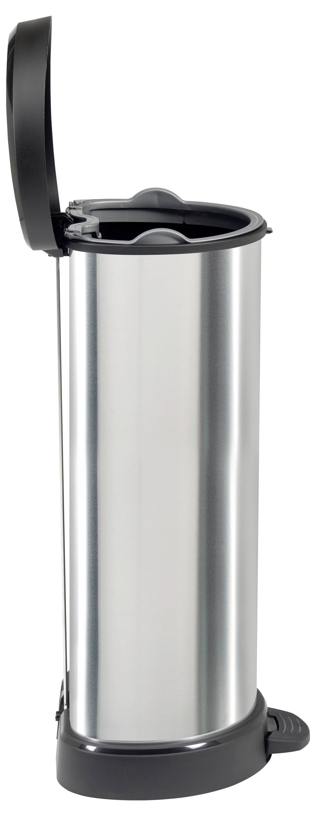 Edelstahl-Treteimer mit schwarzem Deckel, geöffnet auf weißem Hintergrund.