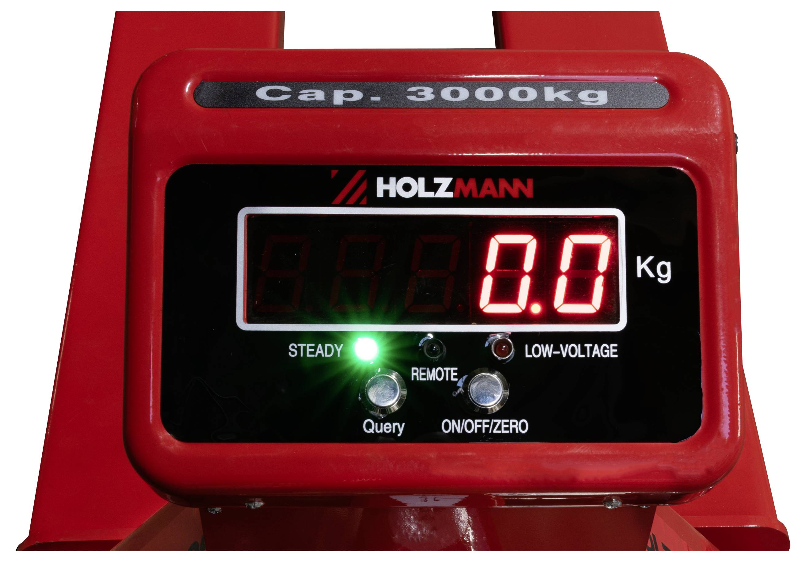 Digitale rote Skaleanzeige auf einer HOLZMANN-Kranwaage mit Anzeige von 0,0 kg, mit STEADY-, REMOTE- und LOW-VOLTAGE-Kontrollleuchten sowie ON/OFF/ZERO-Tasten; Kapazität 3000 kg.