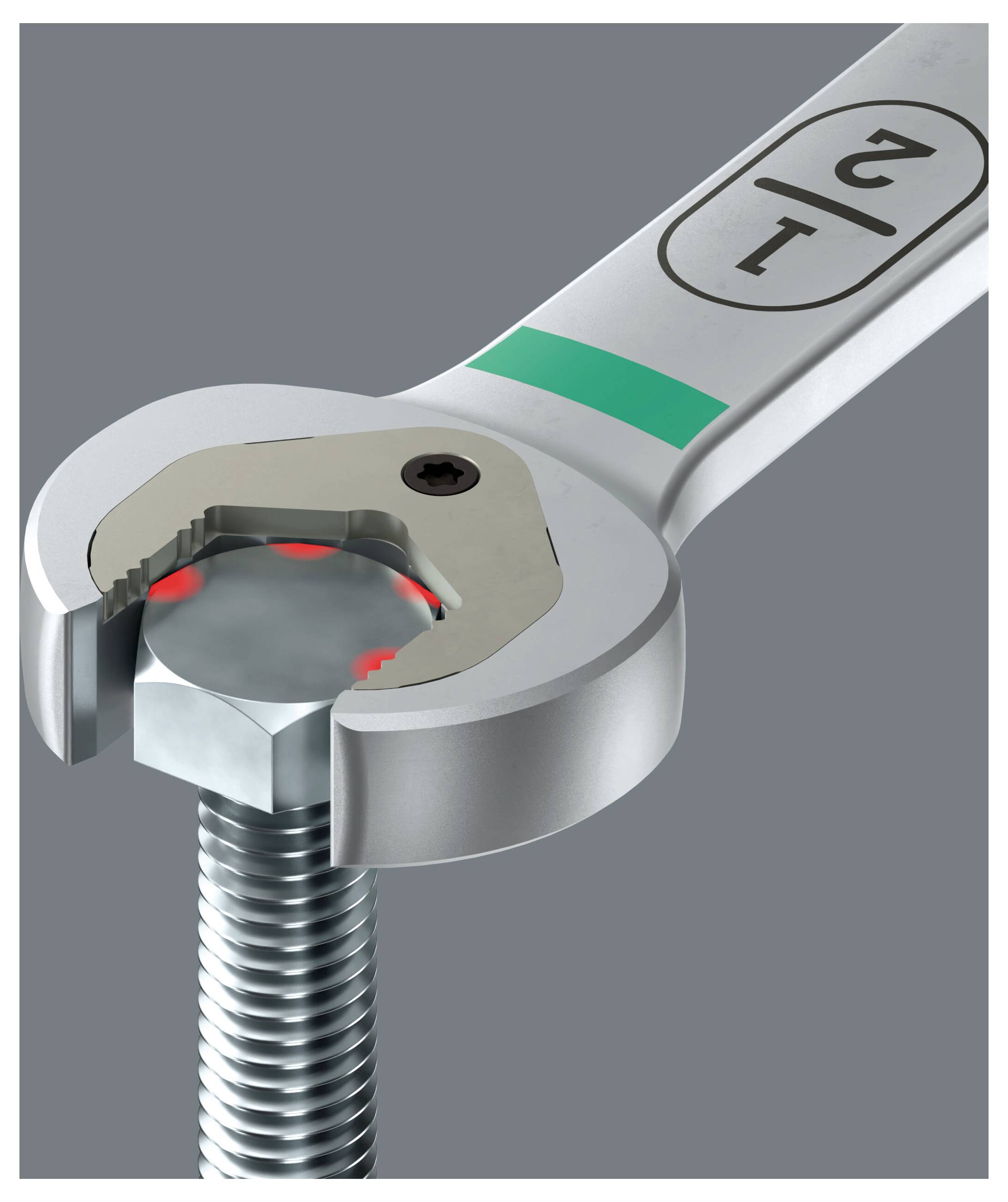 Nahaufnahme eines Ratschenschlüssels, der einen Sechskantbolzen hält, mit einer Größenmarkierung von 1/2 Zoll am Griff.