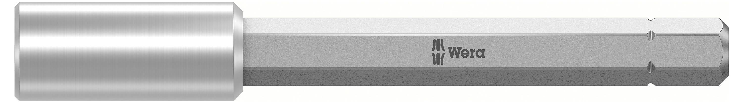 Nahaufnahme eines Wera-Schraubendreherbits mit einer Metallhülse und Sechskantschaft, horizontal auf weißem Hintergrund dargestellt.