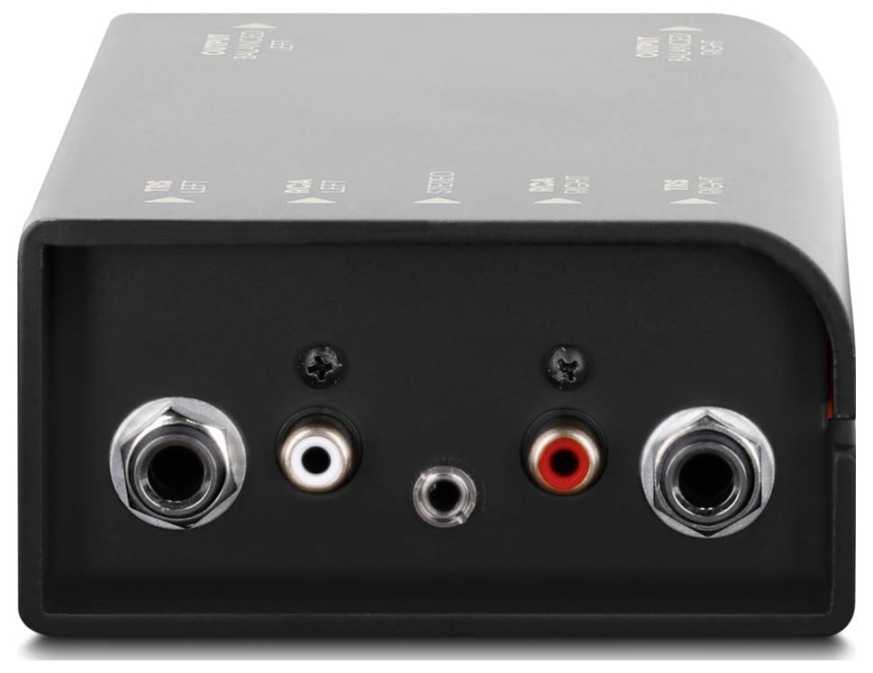 Frontansicht einer schwarzen elektronischen Box mit zwei großen Metallbuchsen und drei kleineren kreisförmigen Anschlüssen auf der Frontplatte.