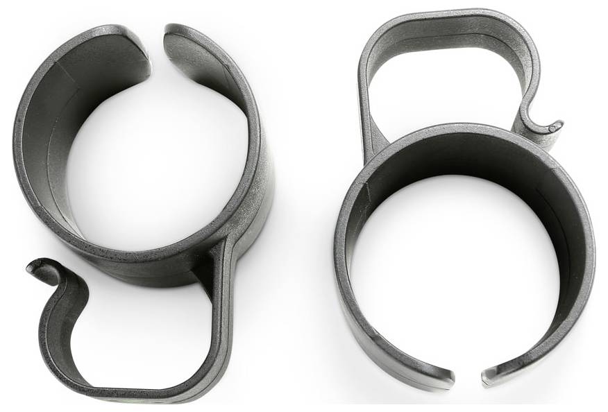 Zwei schwarze Metallspringclips oder -klemmen auf weißem Hintergrund, jede mit einer kreisförmigen Öse und einem hakenförmigen Reiter.