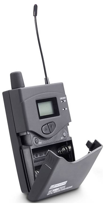 Tragbares Zwei-Wege-Funkgerät mit Antenne und offenerem Batteriefach, das die Vorderseite des Geräts und die internen Batterien zeigt.