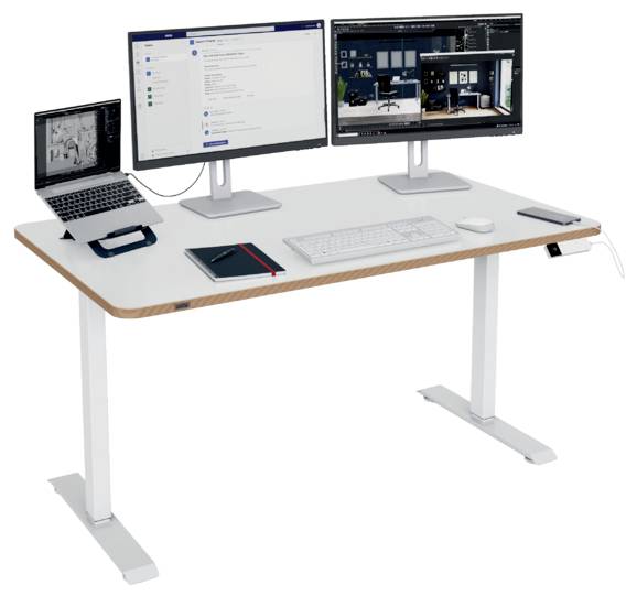 Stehschreibtisch-Anordnung mit Laptop und zwei Monitoren, Tastatur, Maus, Notizbuch, Tablet und Telefon auf einer hellholzfarbenen Schreibtischplatte.