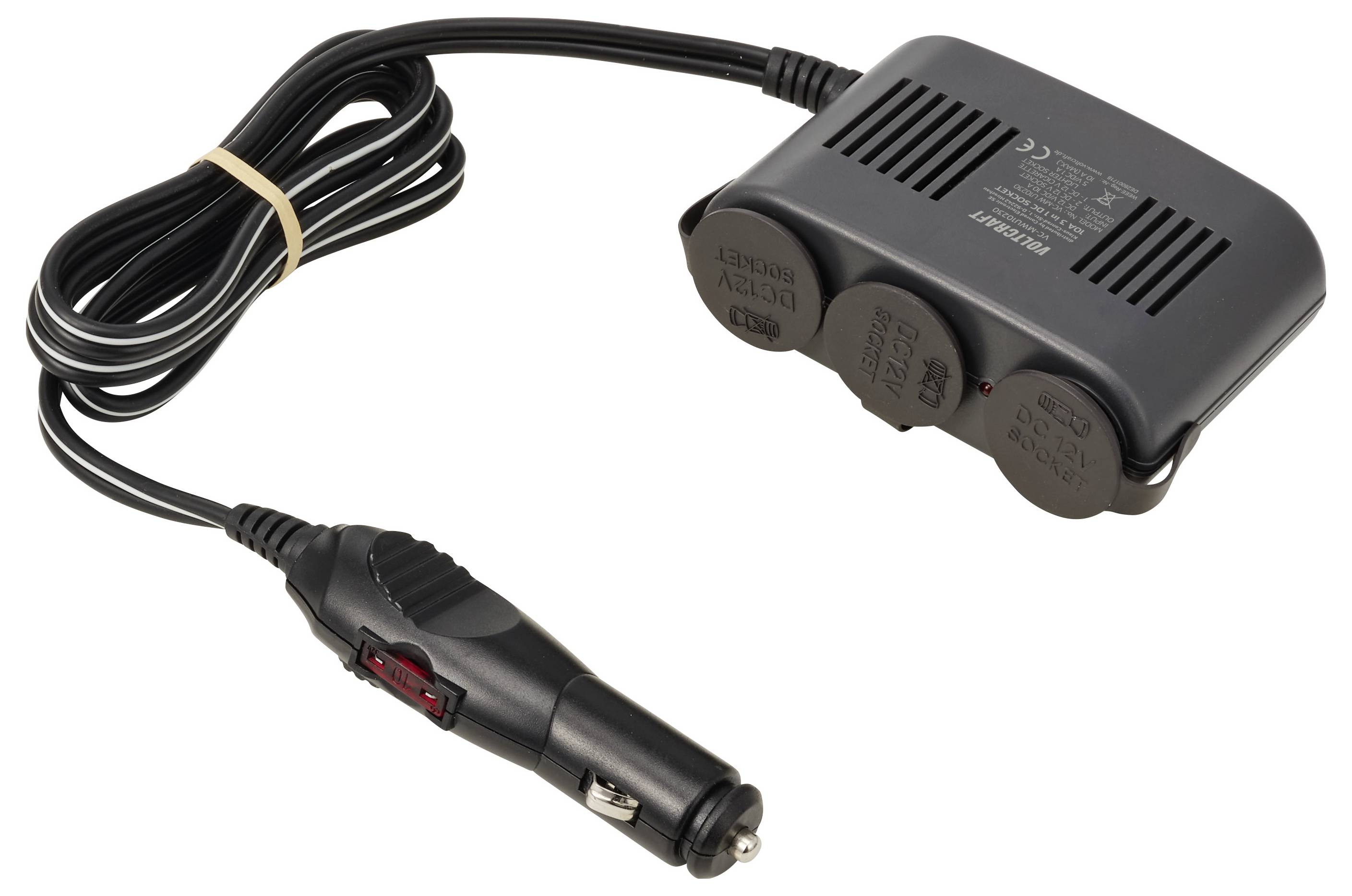 12V Autozigarettenanzünder-Stromverteiler mit drei Steckdosen und angeschlossenem Kabel, dargestellt auf weißem Hintergrund