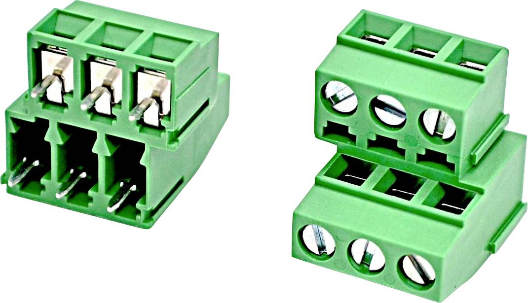 Zwei grüne dreipolige Schraubklemmblöcke mit Drahteinführungsöffnungen, von verschiedenen Winkeln auf weißem Hintergrund gezeigt.