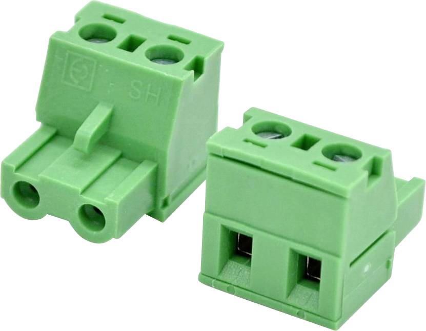 Zwei grüne zweipolige Elektroklemmenblöcke/Verbinder aus verschiedenen Blickwinkeln auf weißem Hintergrund dargestellt.