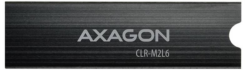 Nahaufnahme eines Axagon-Metallgerätelabels mit der Aufschrift 
